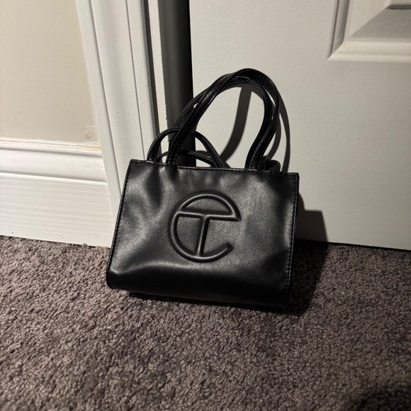 Original Telfar Bag - Picture 2 of 2